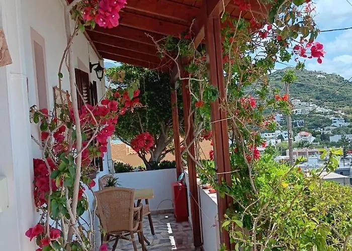 Eleni Goumenaki Plakias Studios